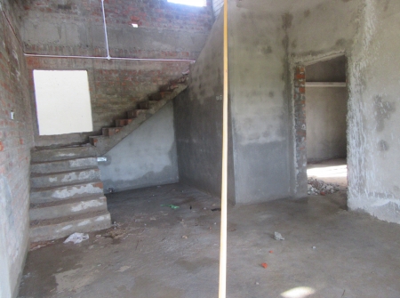 4) Li Id : 175 - Steps for First Floor.JPG